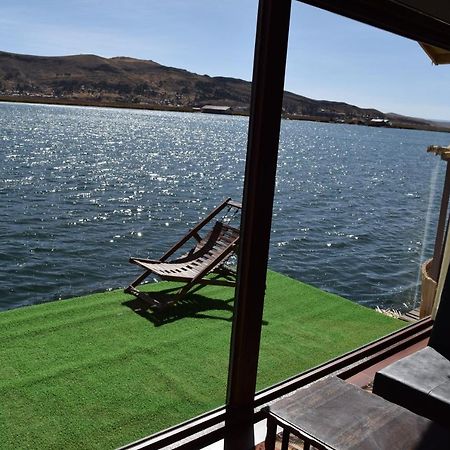 Uros Aruma Uro on Uros Floating Islands Puno Exterior foto