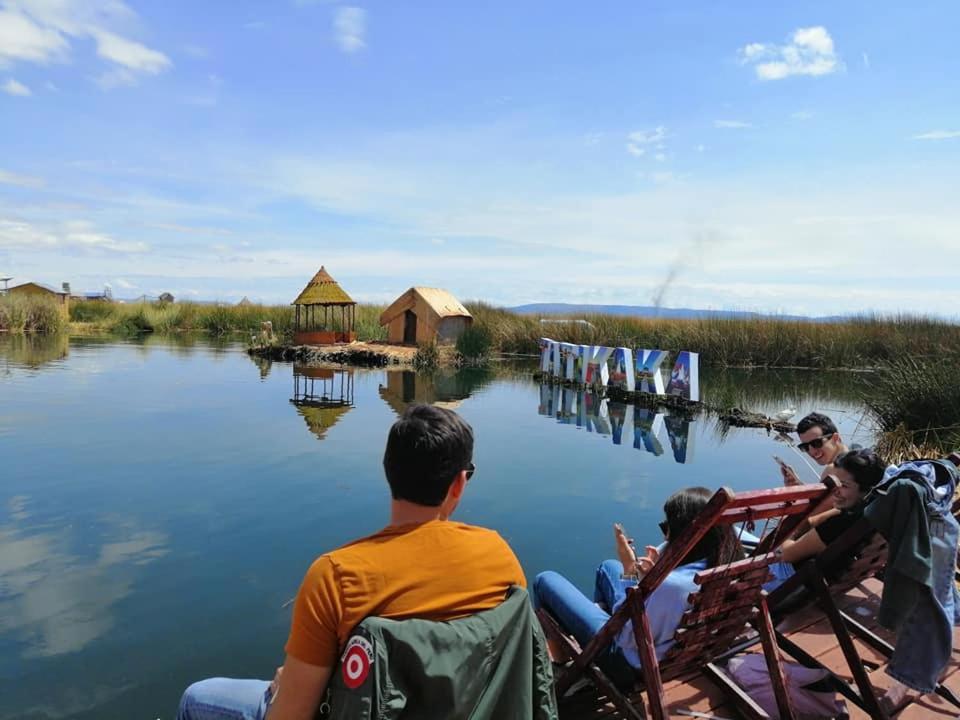 Uros Aruma Uro on Uros Floating Islands Puno Exterior foto