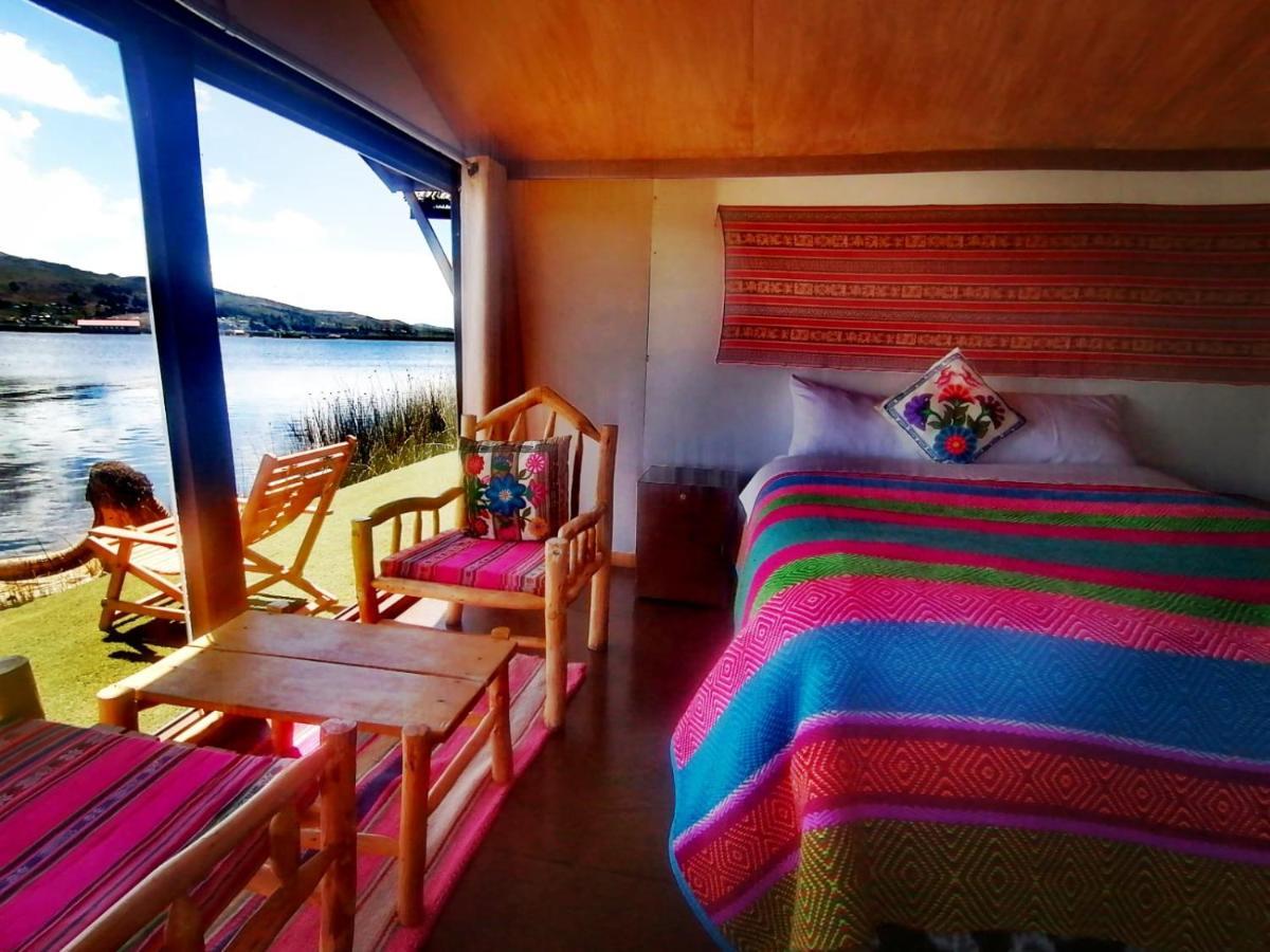 Uros Aruma Uro on Uros Floating Islands Puno Exterior foto