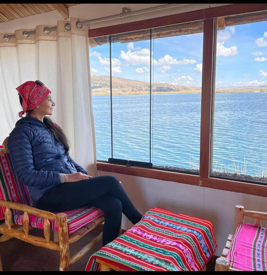 Uros Aruma Uro on Uros Floating Islands Puno Exterior foto