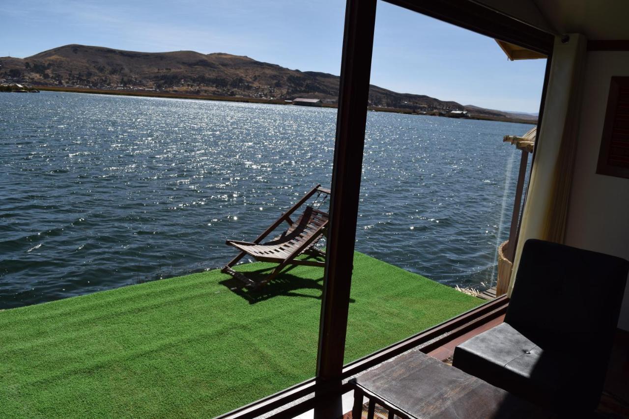Uros Aruma Uro on Uros Floating Islands Puno Exterior foto