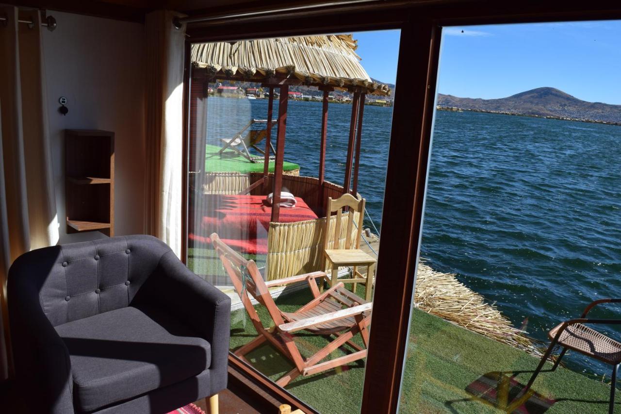 Uros Aruma Uro on Uros Floating Islands Puno Exterior foto